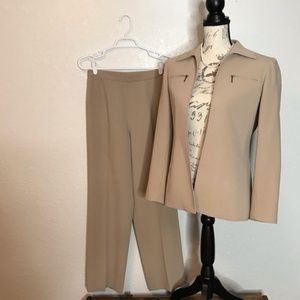 Anne Klein Cream Pants Suit SZ 4P